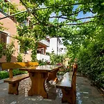 Santima Apartament