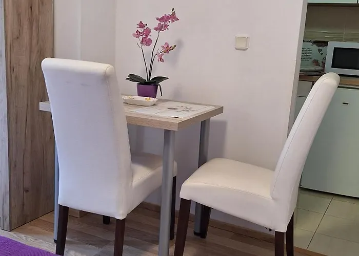 Santima Apartment *