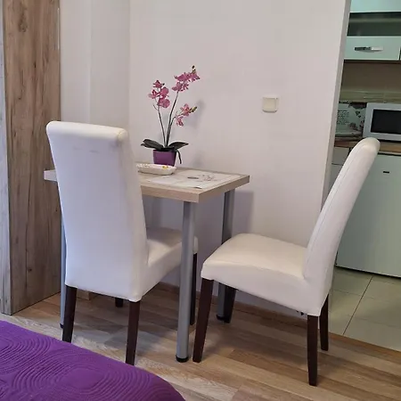 Santima Apartman *